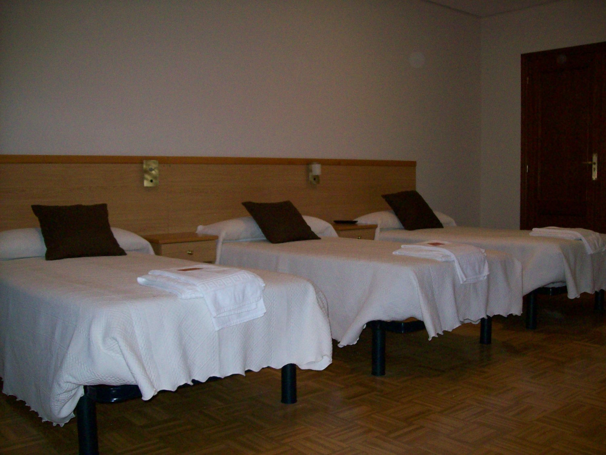 Hostal Cerecedo León Exterior foto